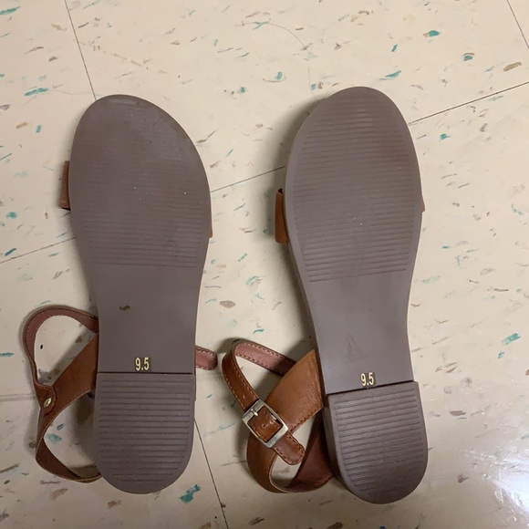 Steve Madden brown sandals 9.5 - Picture 2 of 2